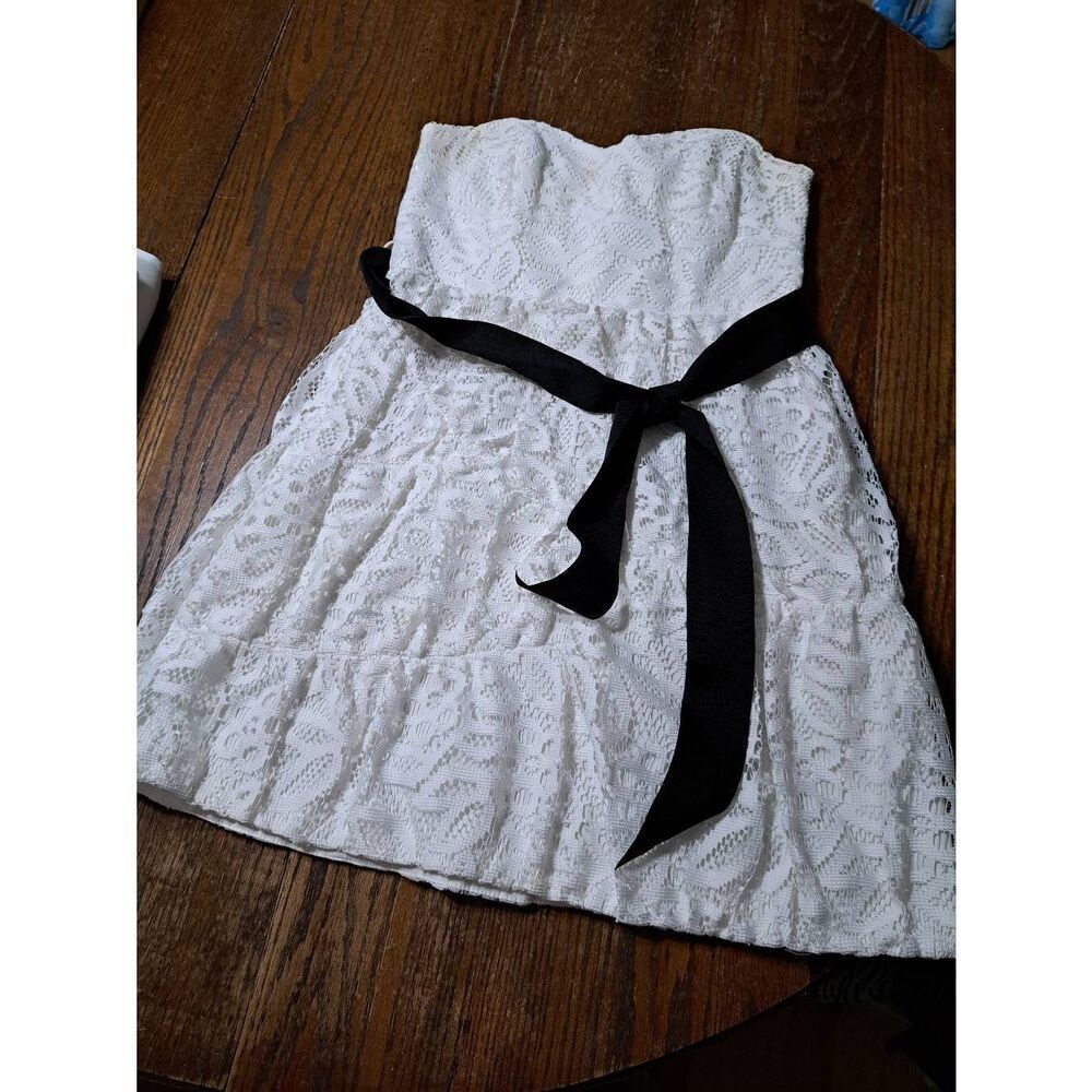 Large Charlotte Russe Ivory Cream Strapless Lace Mini Dress with Black Belt